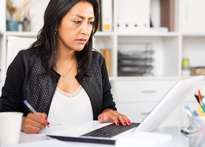 woman working on laptop